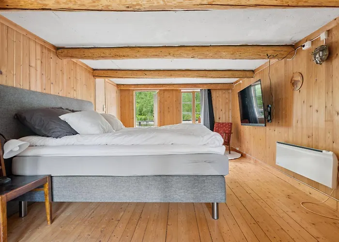 Brygge Sjogata Villa *